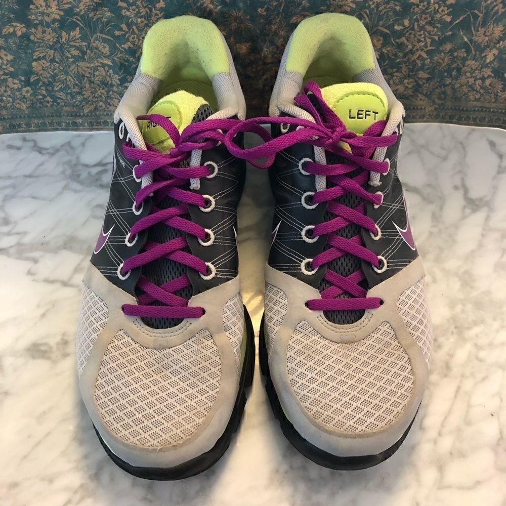 Custom Nike Flywire Sneakers Size 9.5
